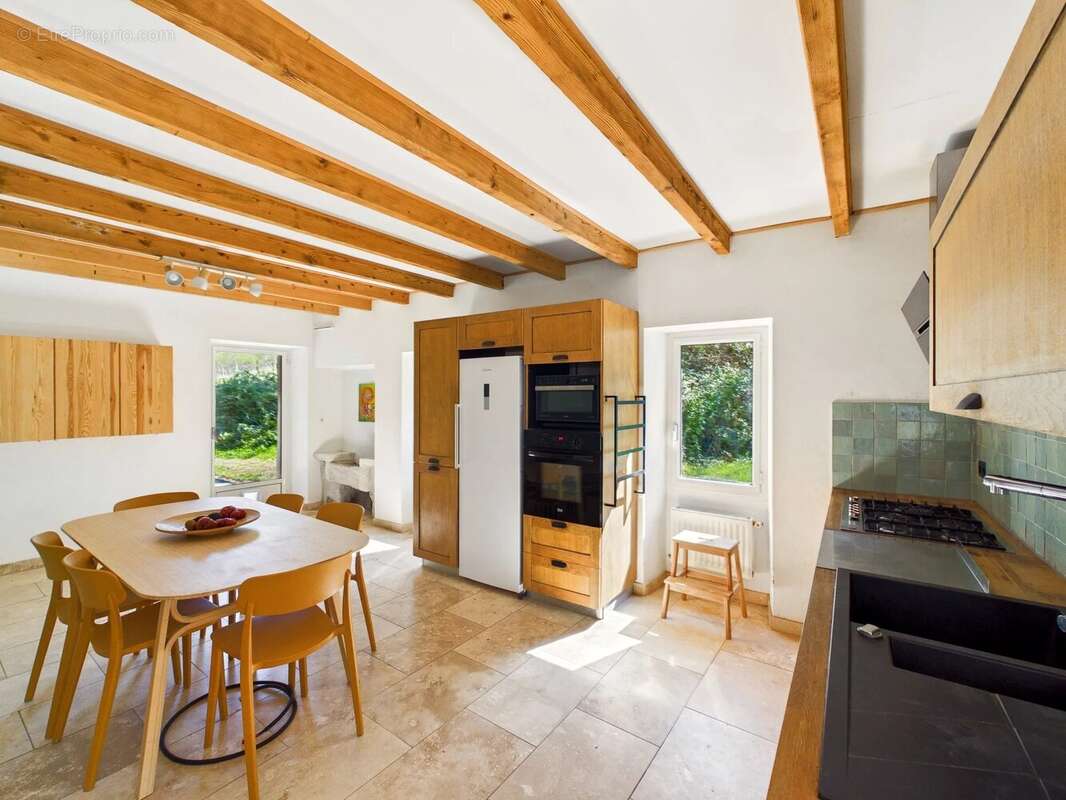 Maison à SAINT-MAURIN