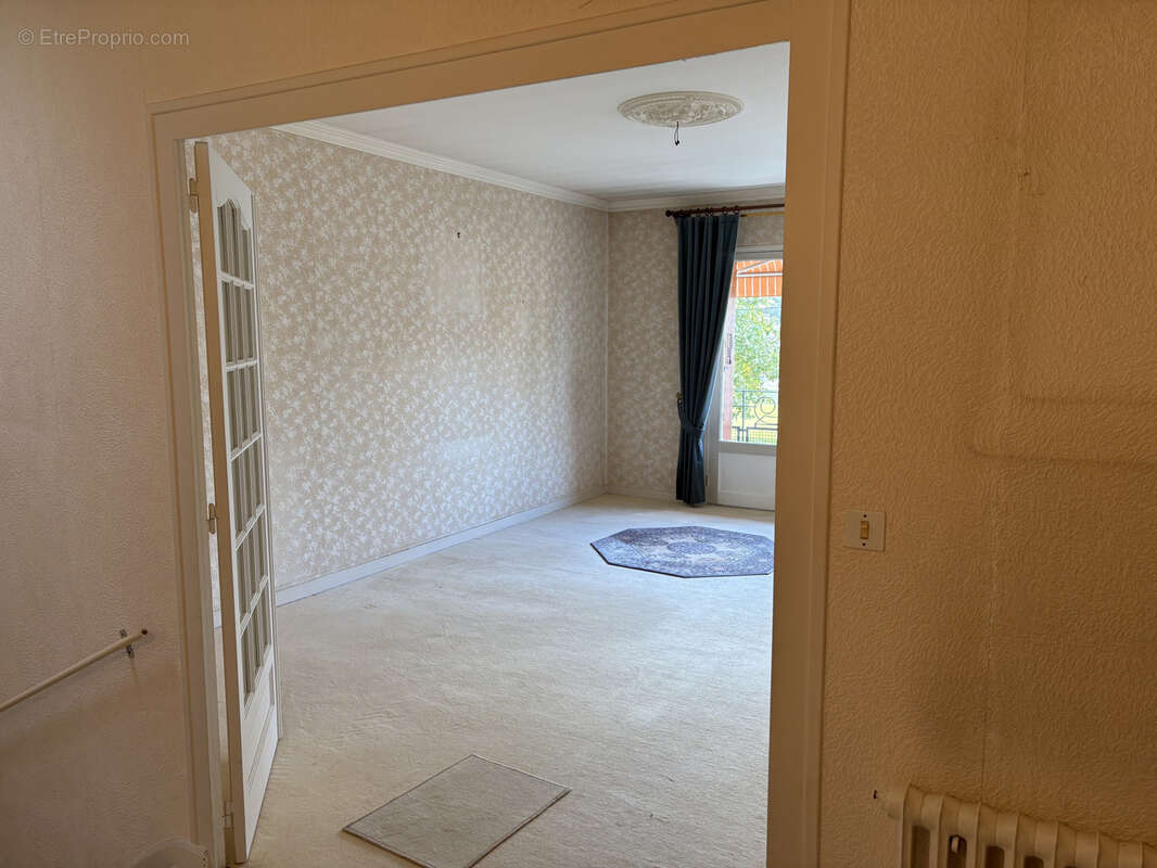 Maison à CHATELLERAULT