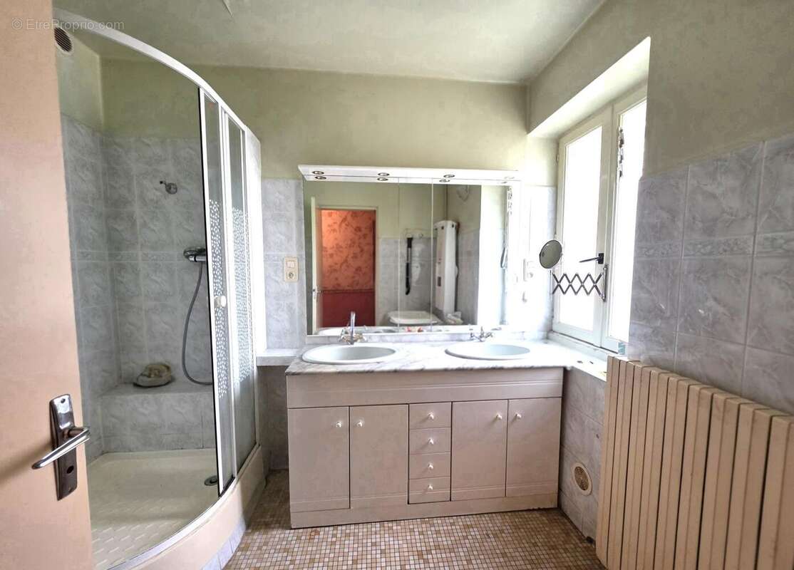 Photo 9 - Maison à BAUGE