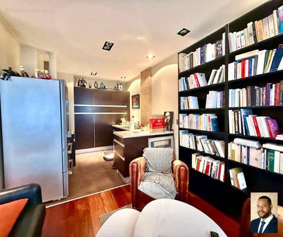 Appartement à PARIS-11E