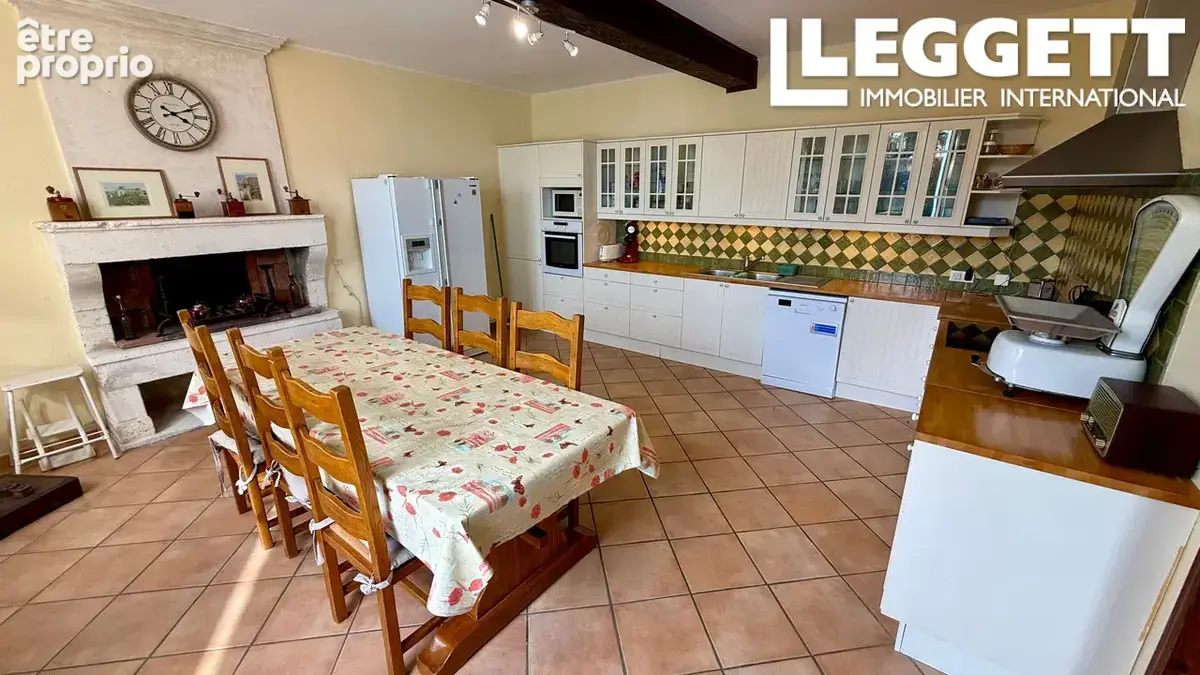 Une charmante ferme charantaise de 6 lits avec magnifique piscine et vues spectaculaires - photo 4