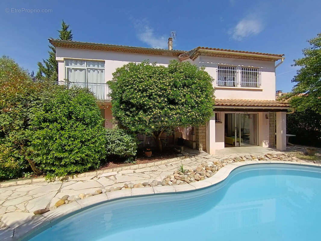 Maison à ROGNONAS