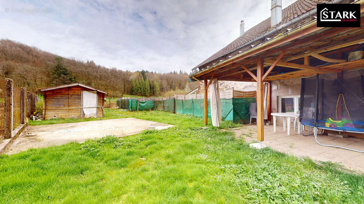 Maison à PLANCHER-BAS