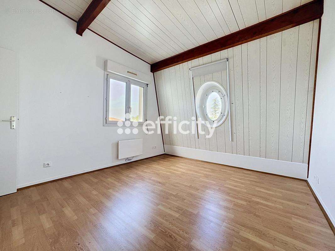 Appartement - photo 8