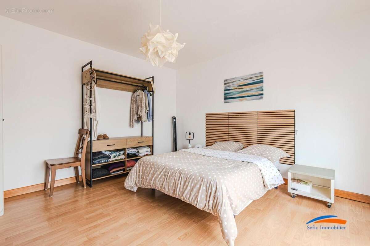   - Appartement à REIMS