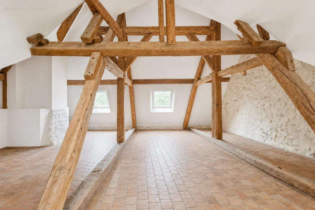Maison de 7 pièces de 209 m² à Nogent-le-Rotrou - photo 15
