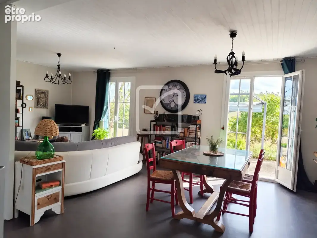 Maison de plain-pied, 4 chambres, commodités à pied - photo 2