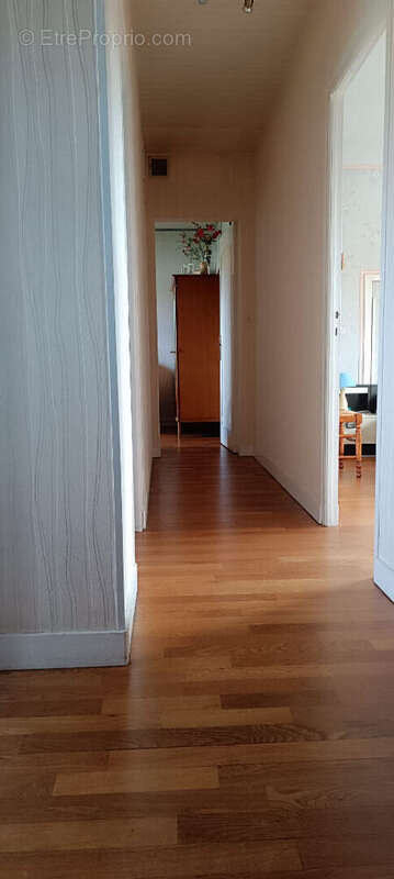 Maison à SAINT-PAVACE