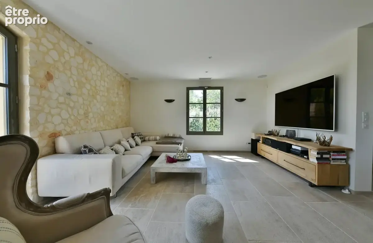 Bastide contemporaine de 160 m² avec couloir de nage - photo 2