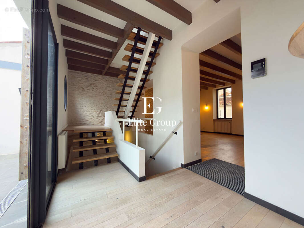 Maison à COGNAC
