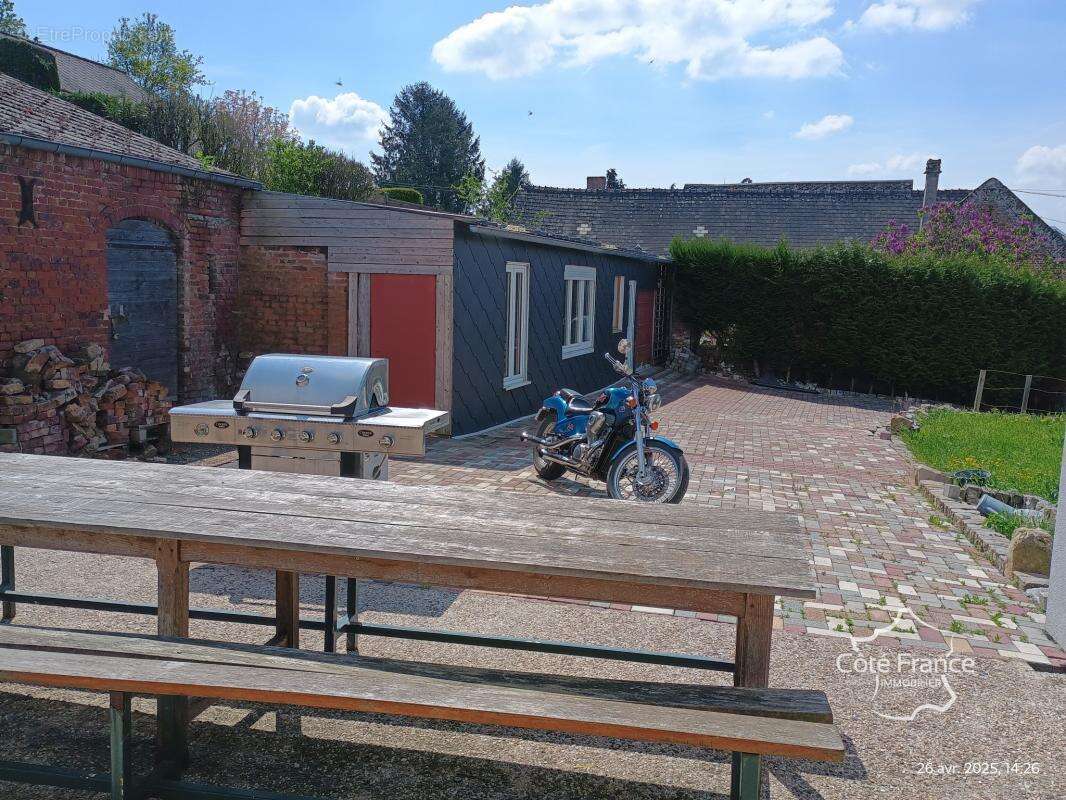 Maison à FRANQUEVILLE