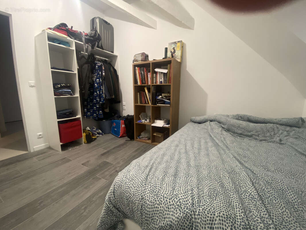 Appartement  T4 au dernier étage d'une résidence sécurisé - photo 9