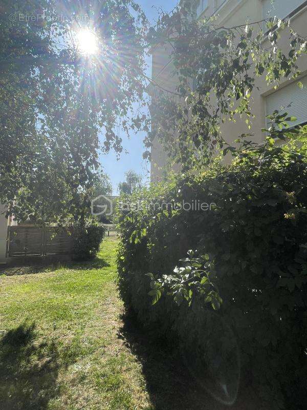 Appartement à VILLEPREUX