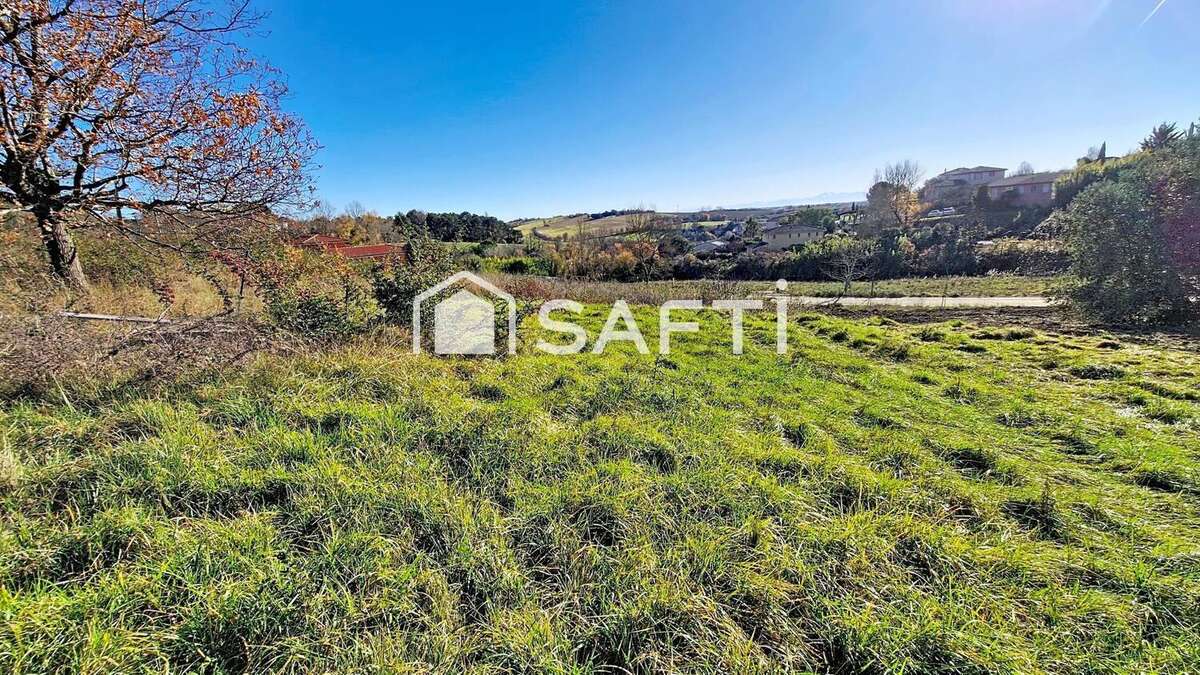 Terrain 1444 m² à Clermont-Le-Fort  - photo 3
