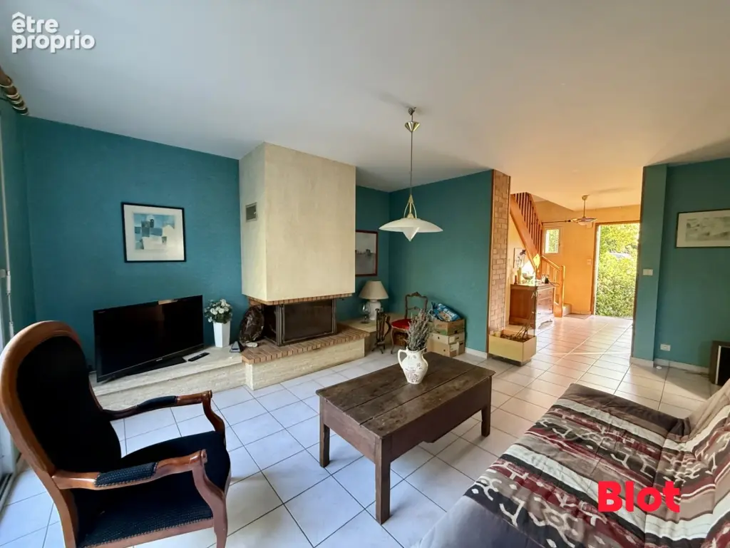 Photo Maison à Janze au prix de 325 500€