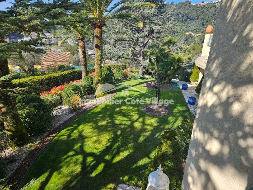PERIPHERIE DE NICE Prestigieuse propriété,476m2 de surface - photo 26