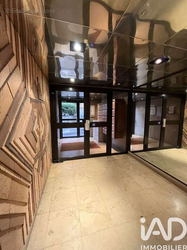 Photo 7 - Appartement à PARIS-15E