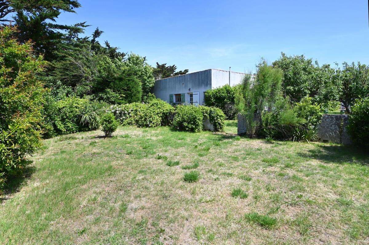 Maison à SAINT-CLEMENT-DES-BALEINES