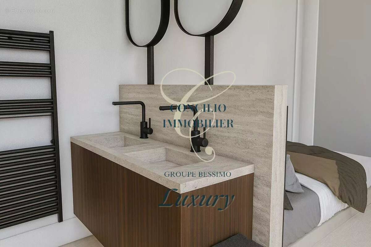 Appartement à VERSAILLES