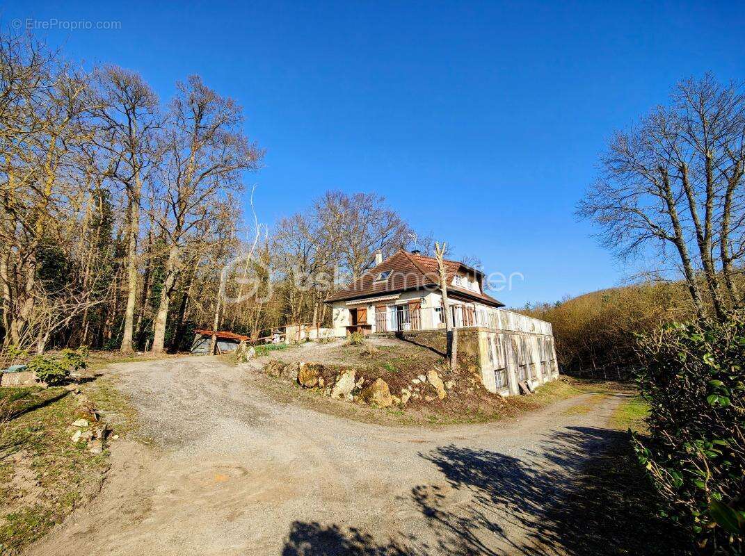 Maison à JOUARS-PONTCHARTRAIN