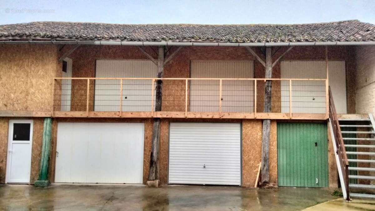 Appartement à NEUVILLE-DE-POITOU