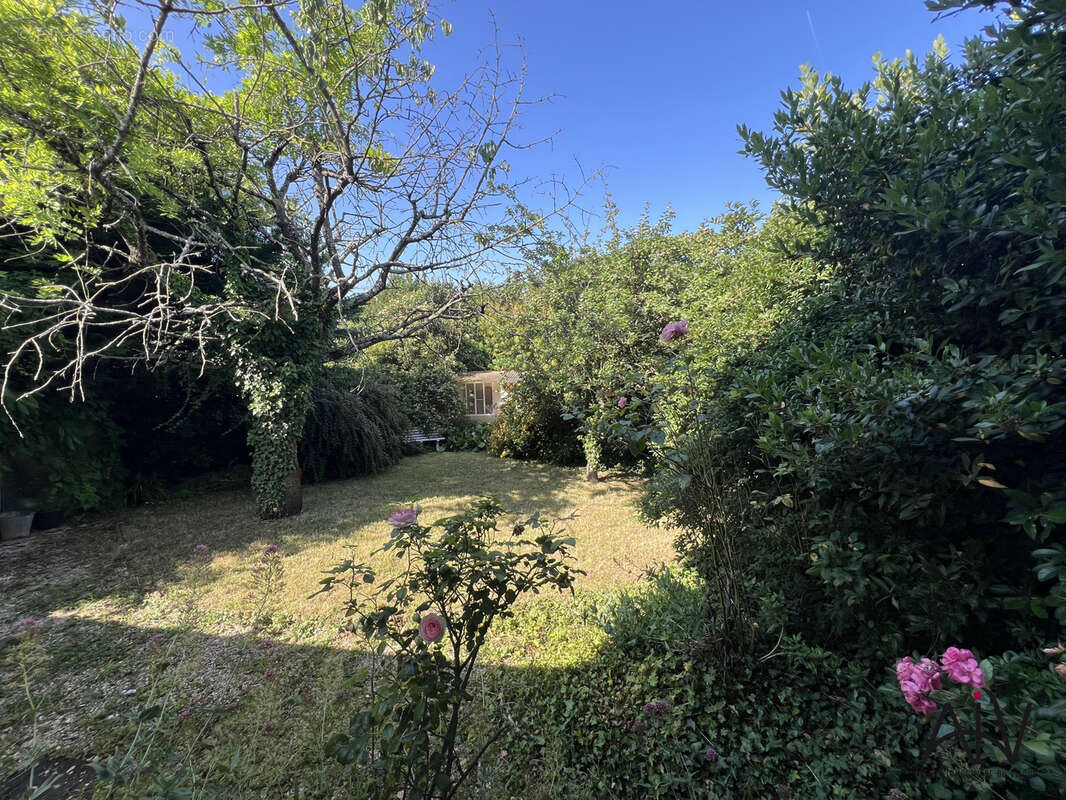 Maison à SAVIGNY-SUR-ORGE