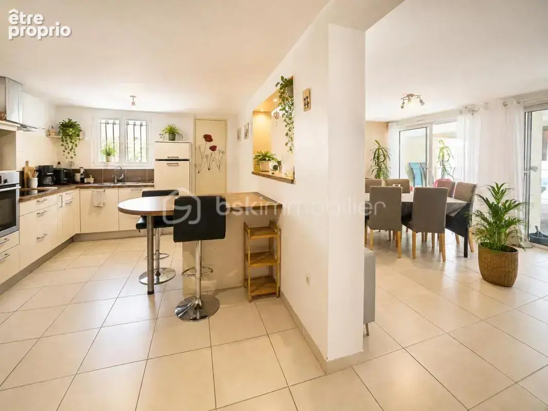 RARE !!! à 15 min de la plage, entre Montpellier et Sète – Propriété de caractère de 233 m² au cœur de 3285 m² constructibles– - photo 10