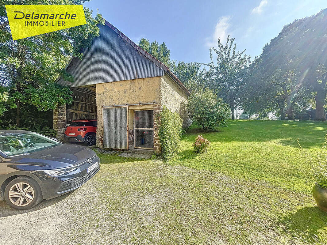 A vendre maison Bricqueville Sur Mer 6 pièces avec dépendances - photo 13