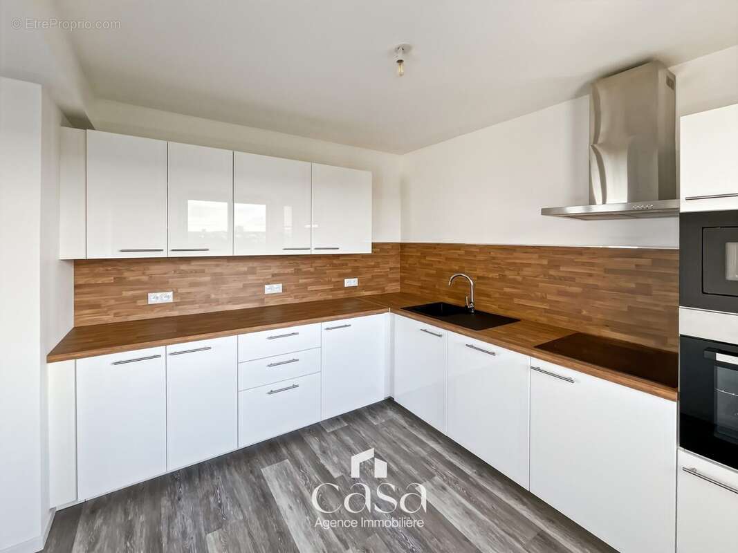 Appartement à MONDEVILLE