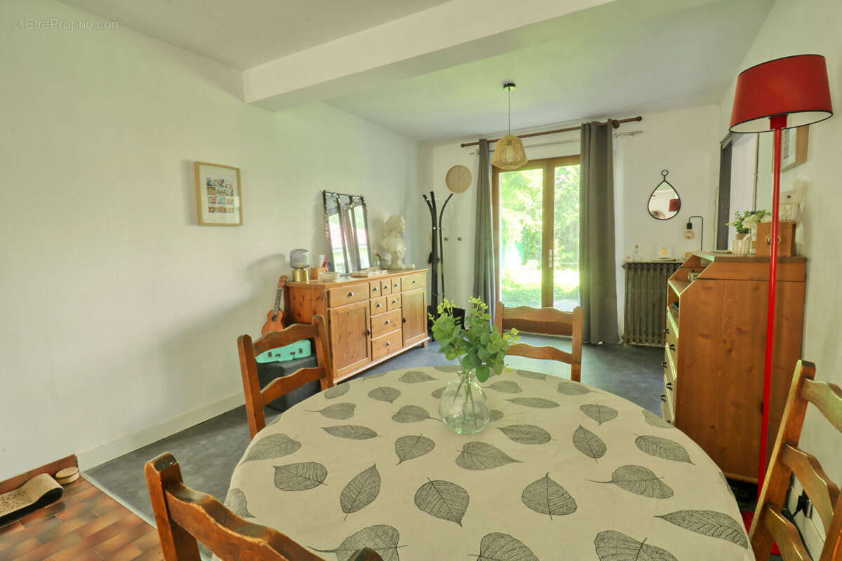 Maison Antony 10 pièce(s) - 5 chambres - 2 bureaux + dépendance - DPE C - photo 4