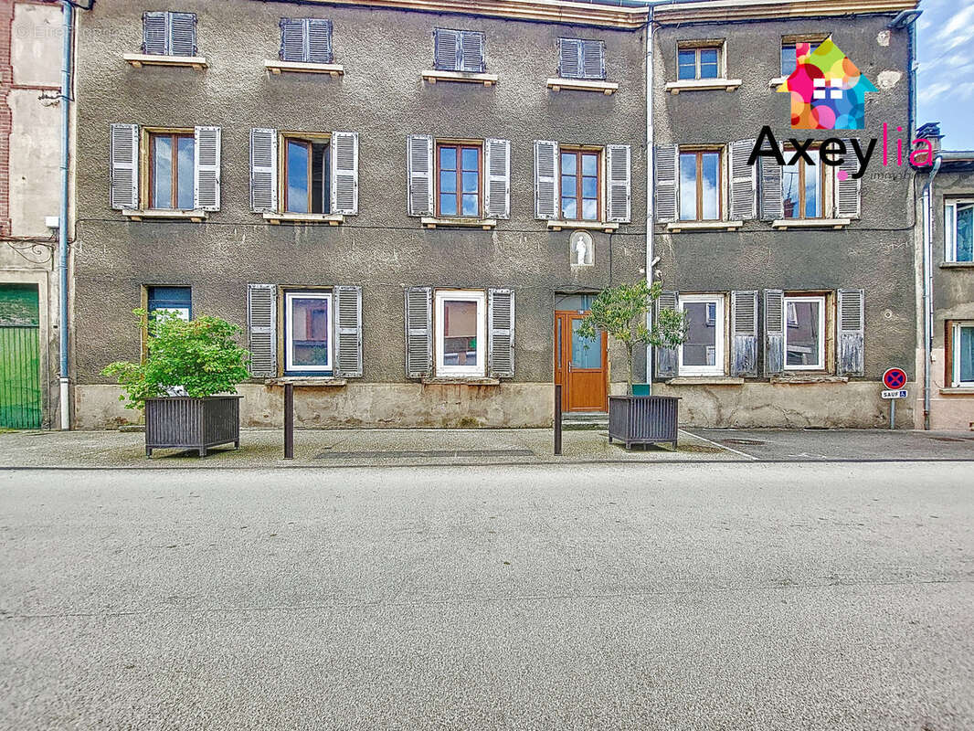 Maison à LA PACAUDIERE