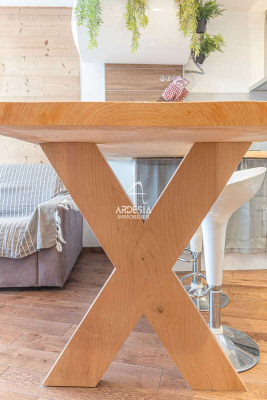 Appartement à LE CHATEL