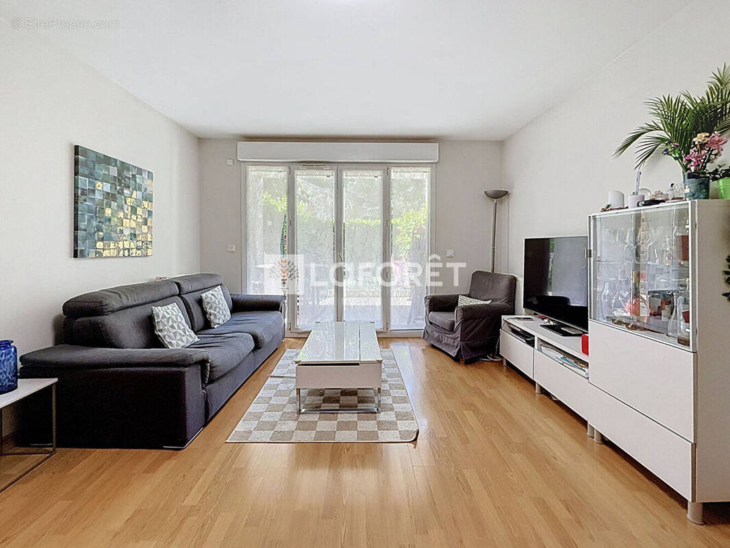 Appartement à LE PLESSIS-ROBINSON