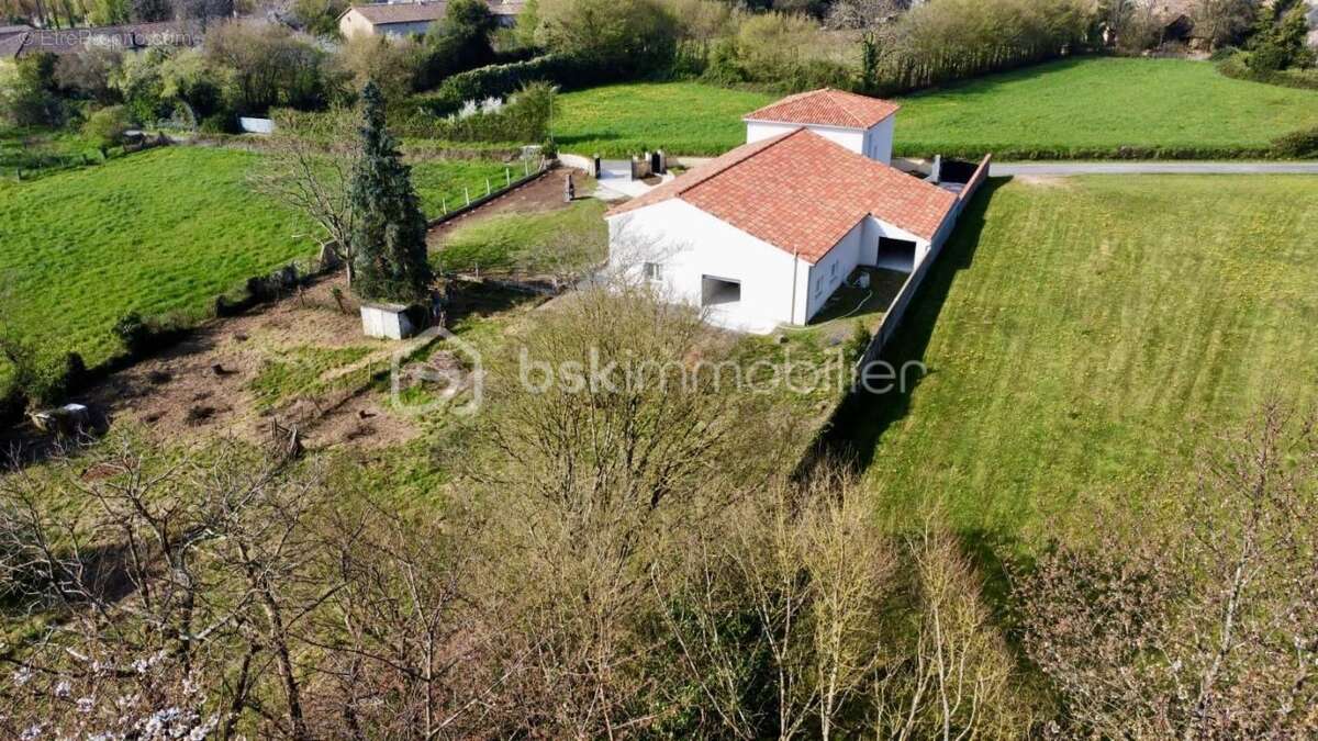 Maison à MELLERAN