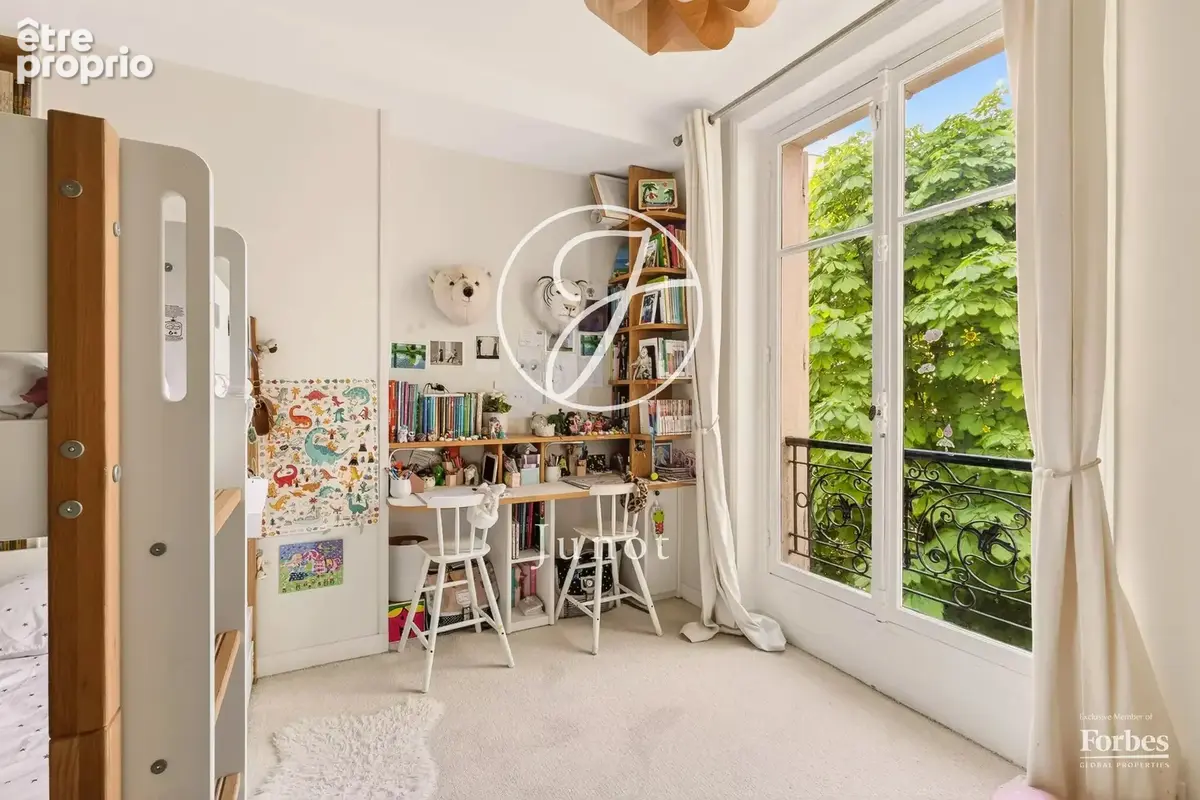 Paris 16e - SPONTINI / LONGCHAMP - Appartement à vendre - 5 pièces - 145,02m² Carrez - 3 chambres - Balcons 4,24 m² -  Charme de - photo 17