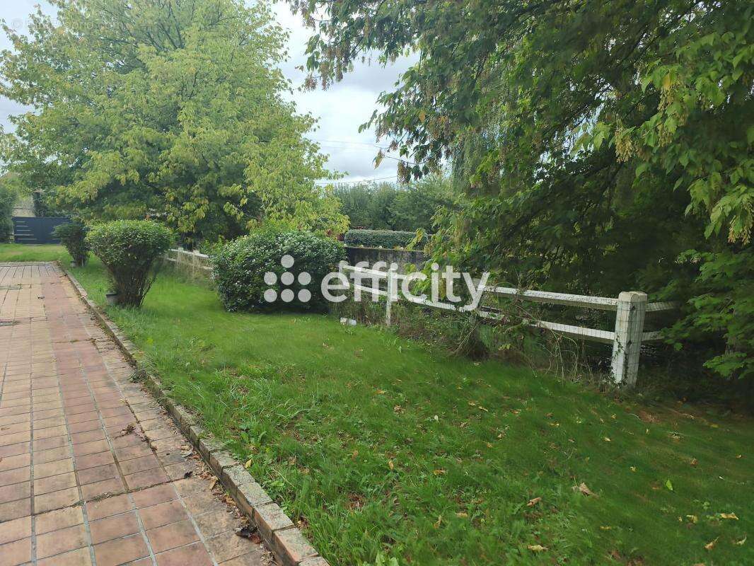 Maison à CONGE-SUR-ORNE