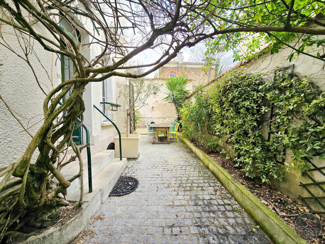 Maison à FONTENAY-SOUS-BOIS