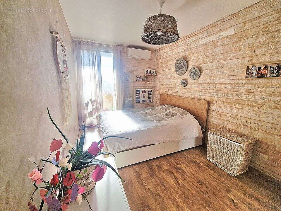 Appartement à MARSEILLE-11E