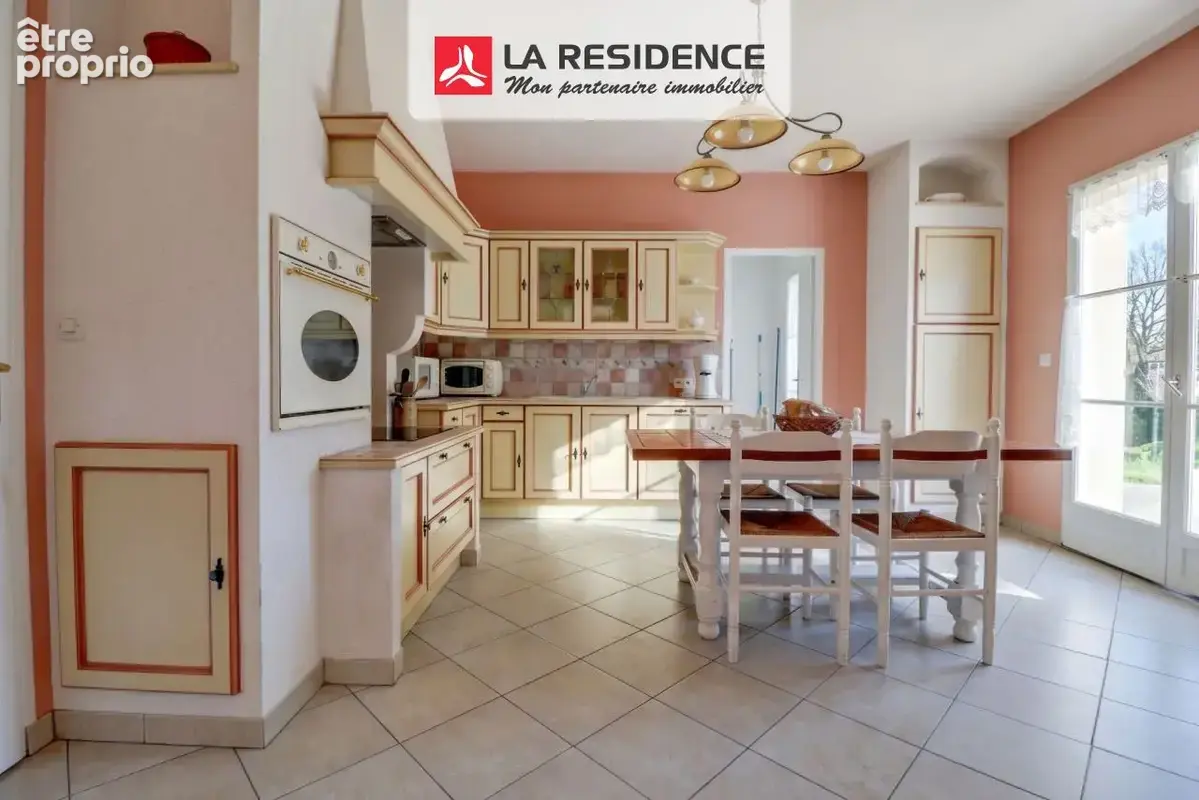 Maison 9 pièces 285 m² à vendre à Gambais (78950) - photo 3
