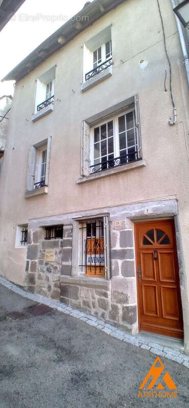 Maison 64 m² à Mur-De-Barrez  - photo 1