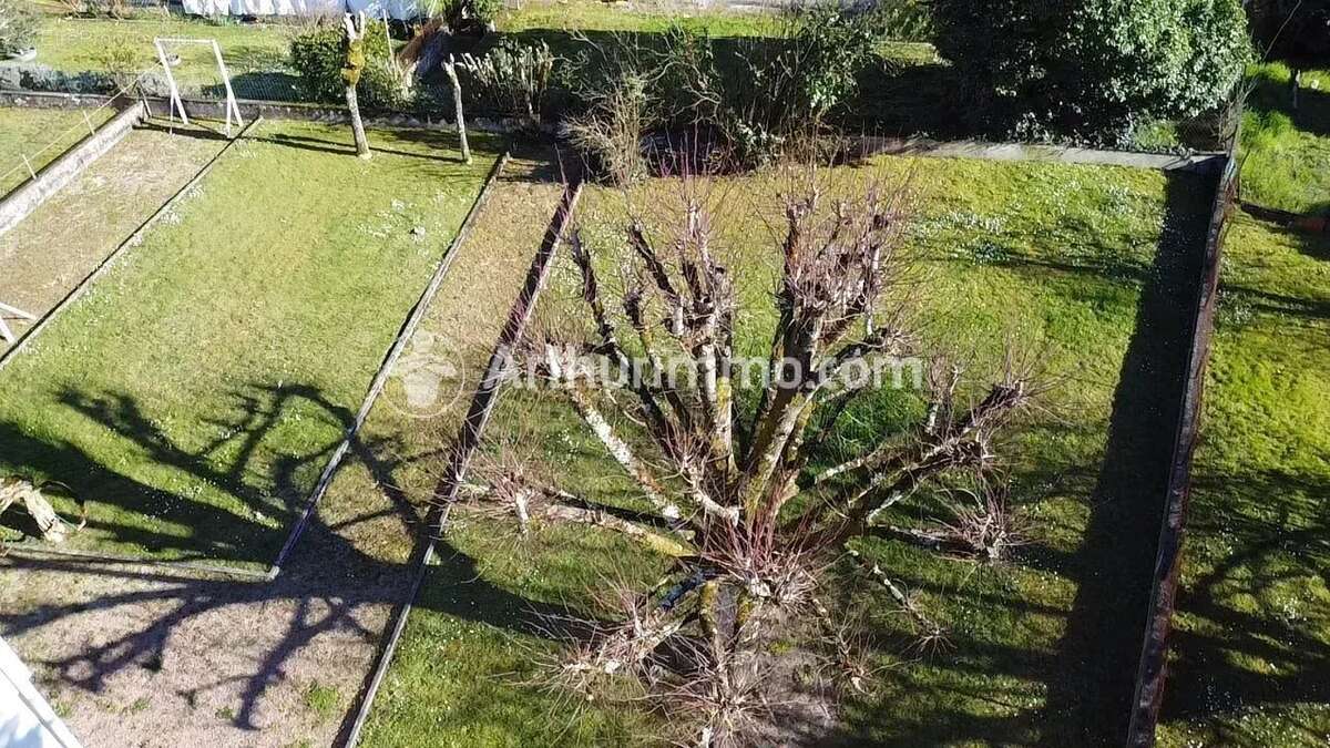 Maison à SAINT-ASTIER