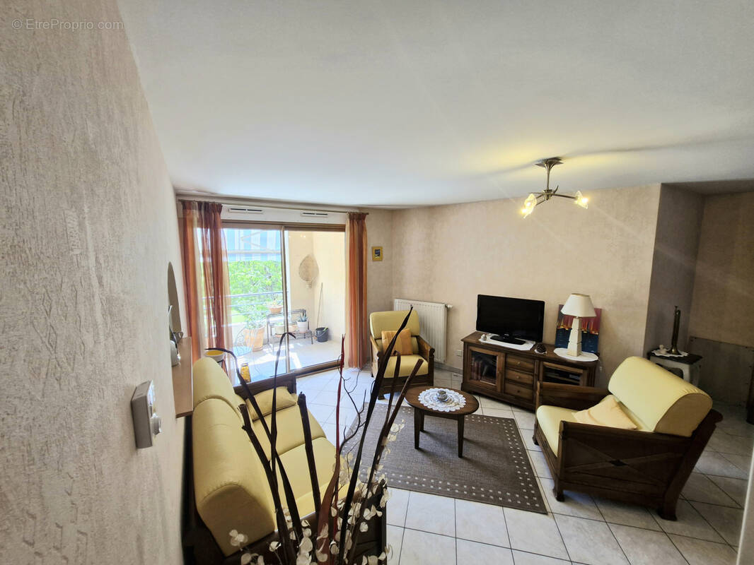 Appartement à BRON