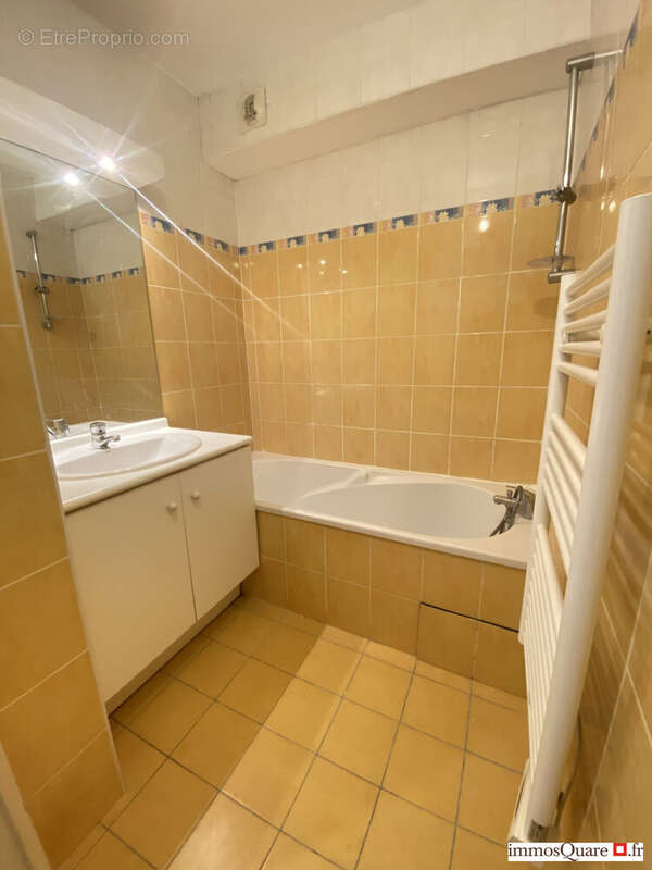 Appartement à LYON-8E