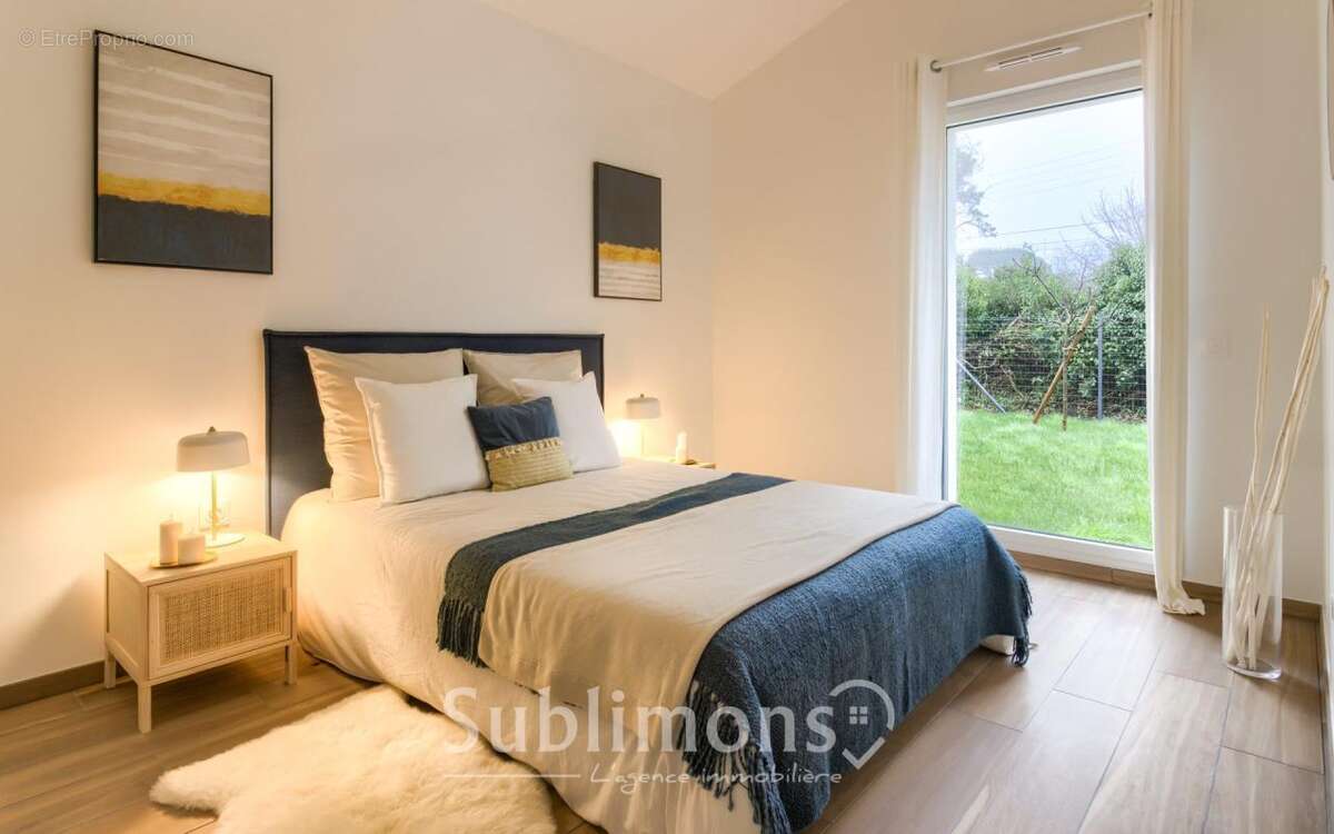 Maison à LARMOR-BADEN