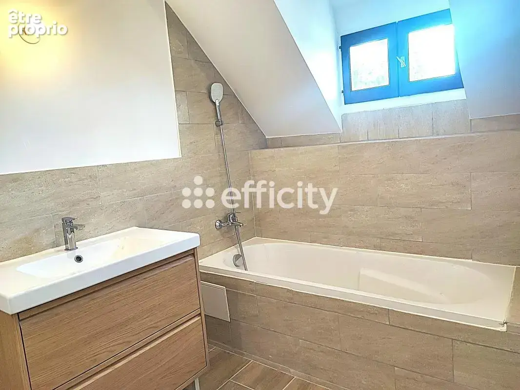 Maison 174 m² à Fontenay-Sous-Bois  - photo 15