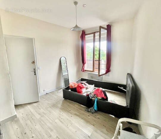 Bagnolet   3 pièces traversant de 39 m2 au calme - photo 2