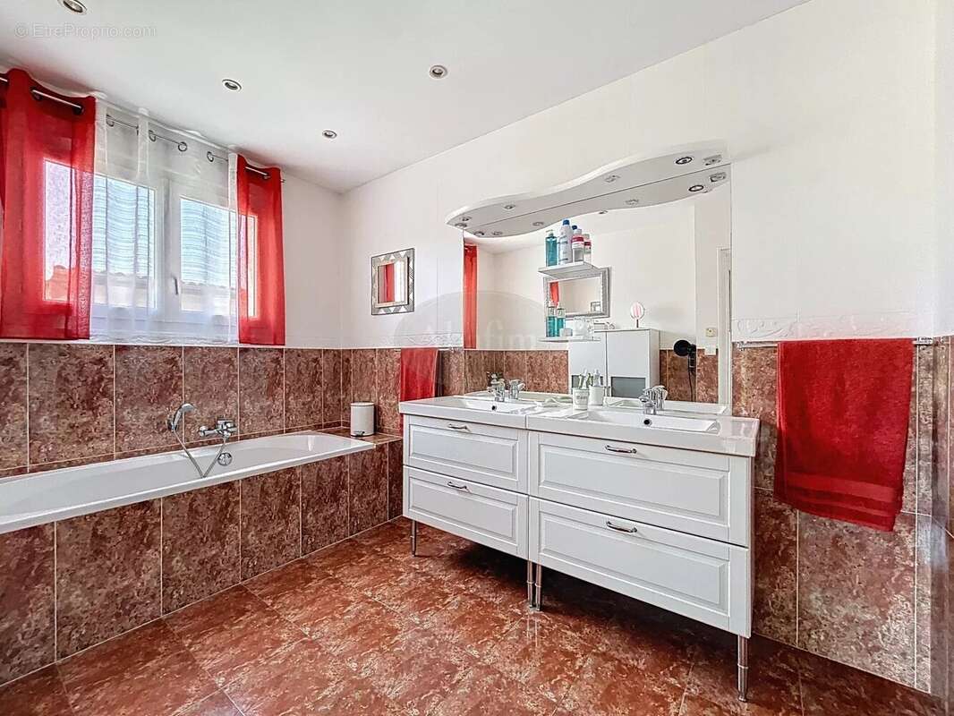 Maison à SAINT-GAUDENS