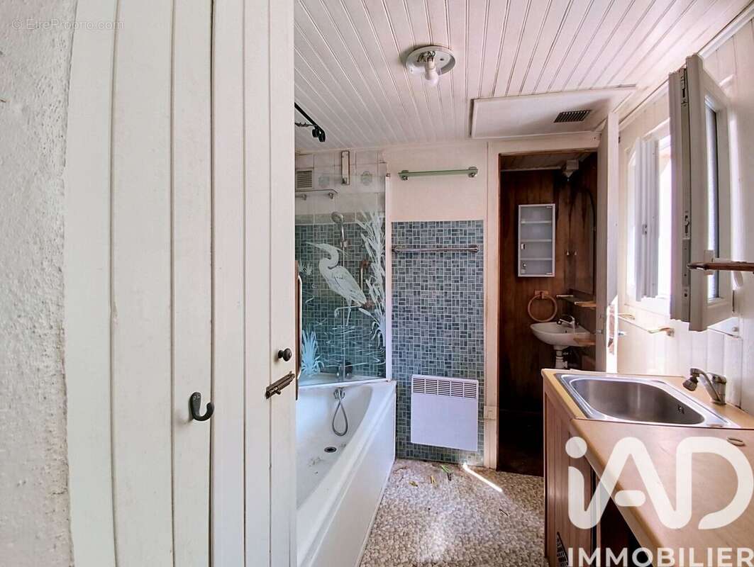 Maison 137 m² à Trans-La-Foret  - photo 7
