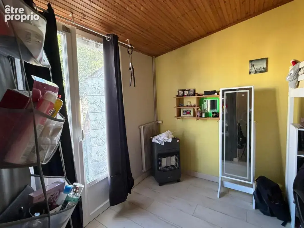 Saint-jean-d'hermine (85) - coeur de village au calme - adorable villa plain pied 4 chambres sur 1177m² - photo 17
