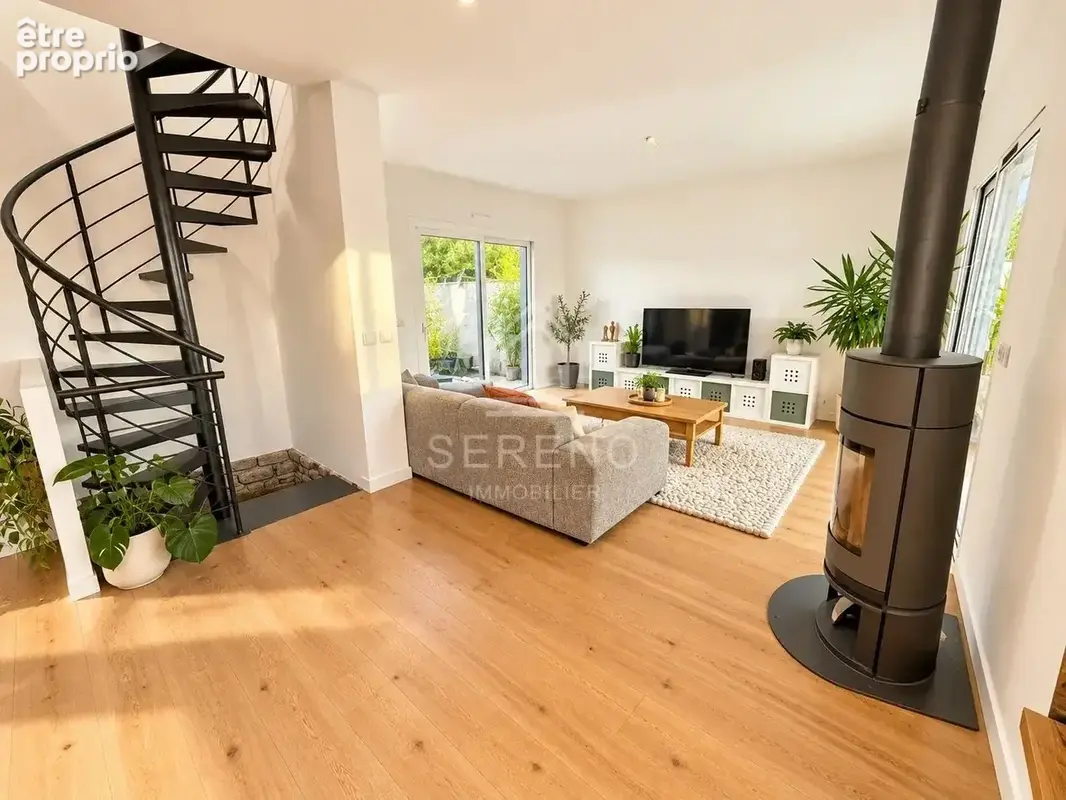 Maison 6 pièces 160 m² à vendre à Fontenay-Sous-Bois (94120) - photo 3